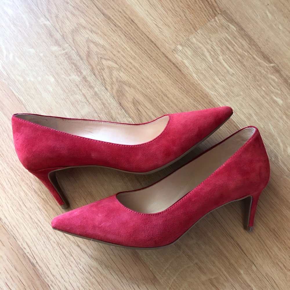 Red leather pumps by Nine West